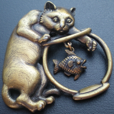 Jewelry - Fashion PINCatGoldFi shbowl Cat & Fishbowl Pin Brooch Goldtone Various Countries $12.99