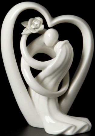 Circle of Love 4018342 I Do Figurine Porcelain  $0.00
