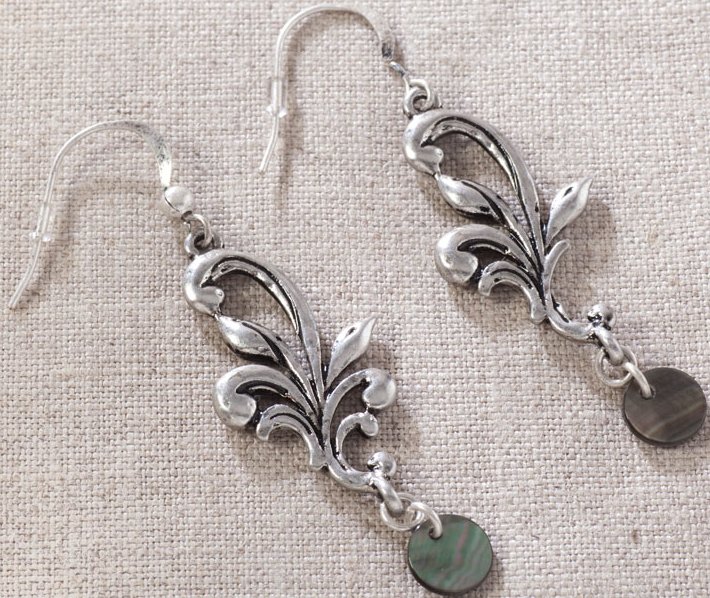 Jim Shore Fashion 4034942 JS Earrings Marquis $0.00