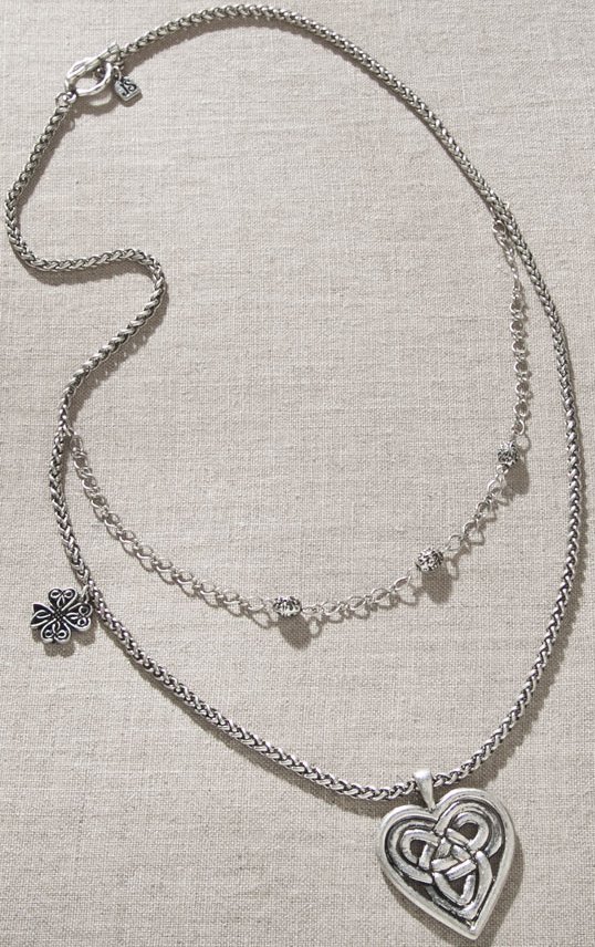 Jim Shore Fashion 4040676 JS Necklace Celtic Knot Heart $0.00