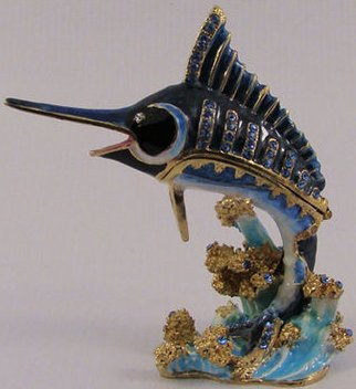 Welforth J2050 Jeweled Box Enameled Pewter $28.99